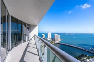 495 Brickell Ave 2909, Miami