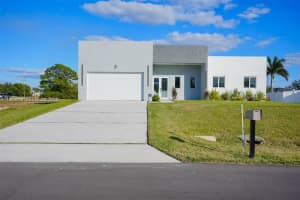 5 Sw 26th Place 0, Cape Coral