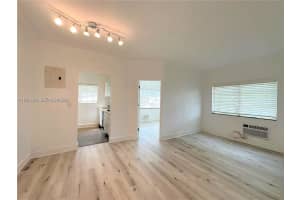 840 10th St 10, Miami Beach