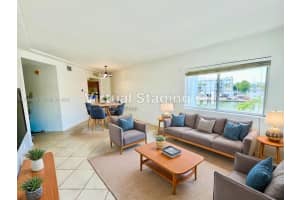 1185 Marseille Dr 309, Miami Beach