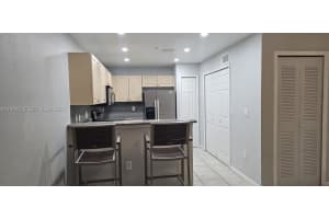 11002 Nw 83rd St 210, Doral