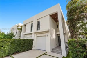 3276 Day Ave 3276, Miami