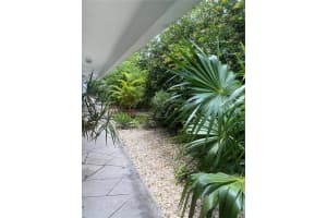 221 Meridian Ave 305, Miami Beach