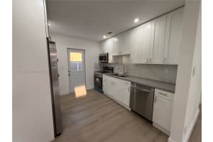 3610 Sw 25th Ter 3612, Miami