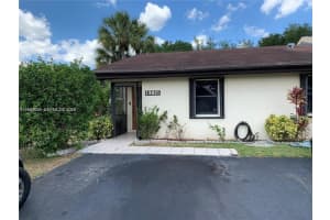 13815 Sw 54th St, Miami 13815 Sw 54th St, Miami