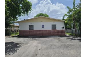 148 Nw 14th Way 2, Dania Beach