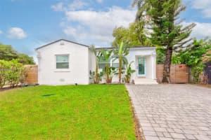 968 Ne 80th St A, Miami