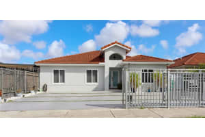 11397 Sw 185th Ter, Miami