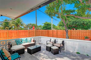 2338 Fillmore St, Hollywood