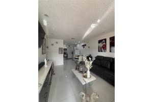 5271 Nw 5th St 5271, Miami 5271 Nw 5th St 5271, Miami