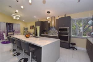 8733 Nw 76th Dr, Tamarac