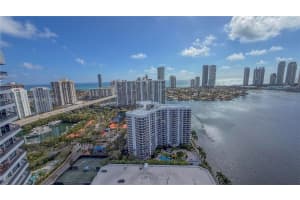 3530 Mystic Pointe Dr Lph13, Aventura 3530 Mystic Pointe Dr Lph13, Aventura