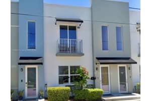 440 Ne 35th Ct 2, Oakland Park