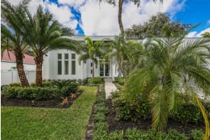 11780 Ne 8th Ave, Biscayne Park