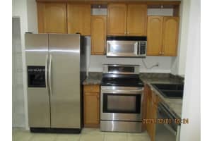 13910 Sw 175th Ter 13010, Miami