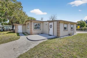 3220 Nw 2nd St, Lauderhill