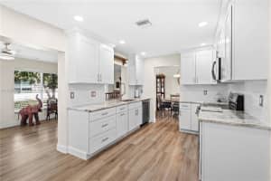 6945 Nw 17th St, Margate