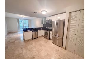 3339 Virginia St 304, Miami