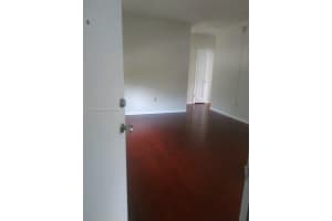 503 Anastasi Ave 7, Coral Gables