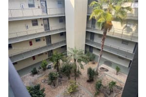 1800 Sw 81st Ave 1414, North Lauderdale