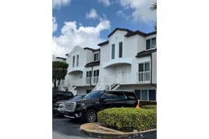 8665 Nw 6th Ln 1-103, Miami