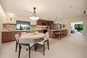 871 Ne 128th St, North Miami