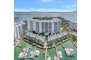 7900 Harbor Island Dr 1001, North Bay Village