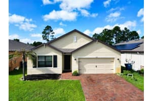 808 Se Old Country Rd, Palm Bay