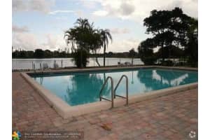 206 Lake Pointe Dr 206, Oakland Park