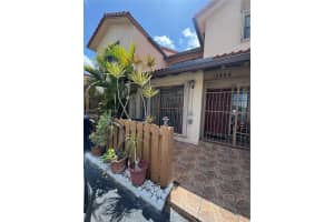 13464 Sw 11th Ter, Miami