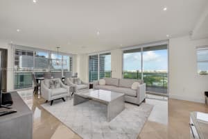 2645 S Bayshore Dr 1802, Miami