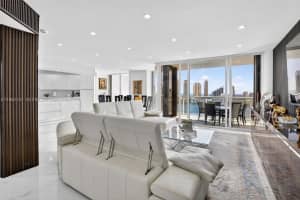 4000 Island Blvd 2301, Aventura