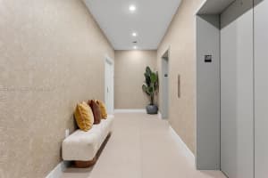 700 Ne 24rd St Ph-5802, Miami