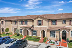 11295 W 34th Way, Hialeah Gardens