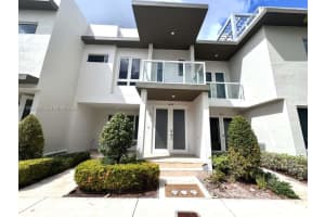 6458 Nw 103rd Psge, Doral