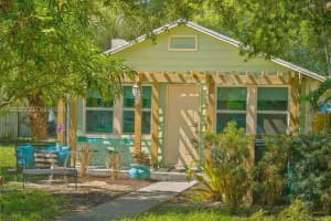213 N E St, Lake Worth