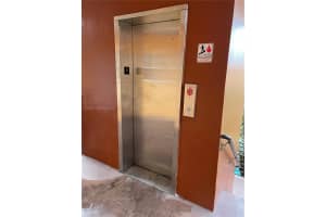 365 Ne 125th St 409, North Miami