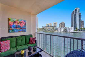121 Golden Isles Drive 205, Hallandale Beach 121 Golden Isles Drive 205, Hallandale Beach