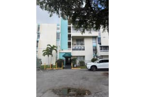 2029 Nw 46th Ave E305, Lauderhill