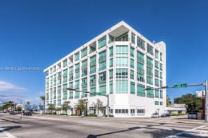 8101 Biscayne Blvd R-513, Miami