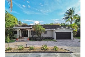 6726 Orchid Dr, Miami Lakes