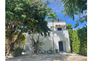 3421 Sw 25th St 01, Miami