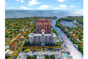 90 Edgewater Dr 1216, Coral Gables