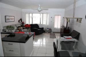 815 Sw 10th Ter 4v, Hallandale Beach