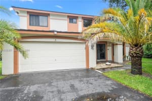 2481 N Riverdale Dr N 0, Miramar