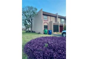 2754 Nw 196th St, Miami Gardens