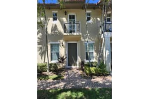 1322 Sw 147th Ter, Pembroke Pines
