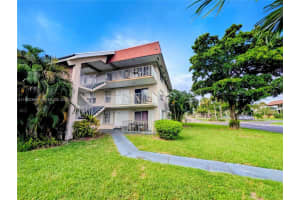 3061 Nw 47th Ter 226a, Lauderdale Lakes