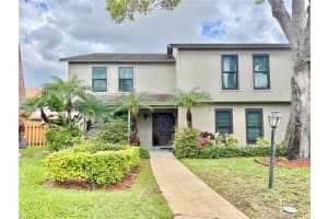 404 Sandtree Dr, Palm Beach Gardens