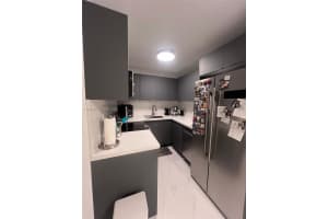 2970 Ne 16th Ave 111, Oakland Park